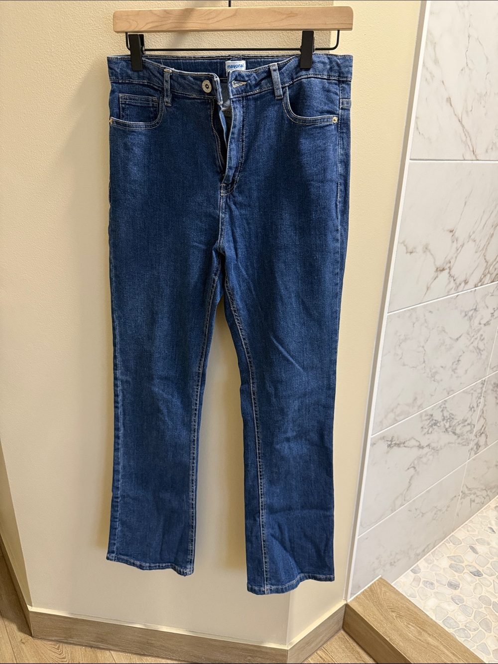 Juniors size 18 jeans. Great condition